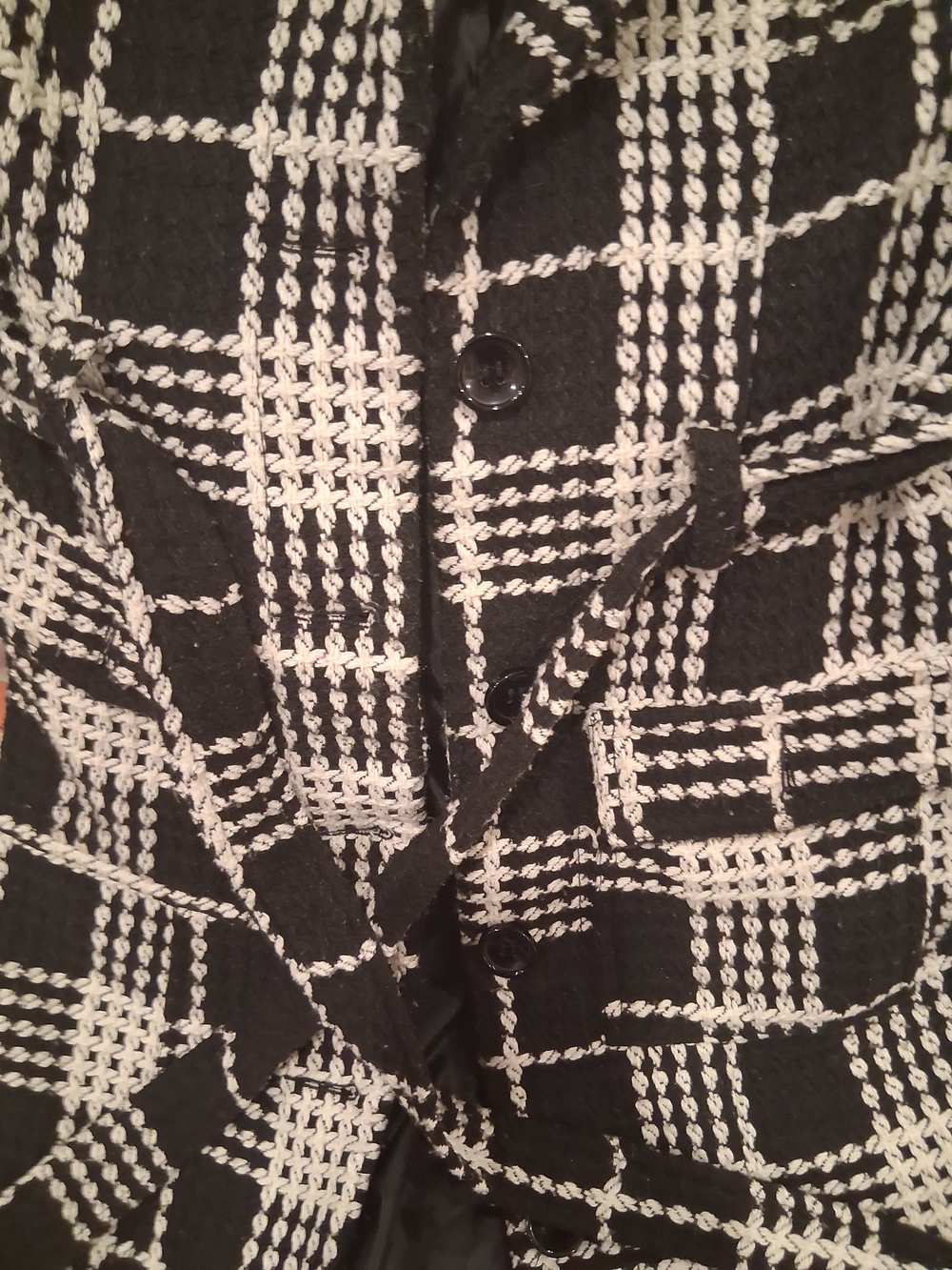 Black & White Plaid Women's Coat - Picture 4 of 8